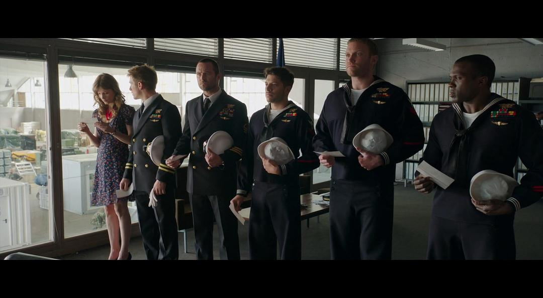 题外话：美国确实是个民族大熔炉，五个海豹都是国外的。