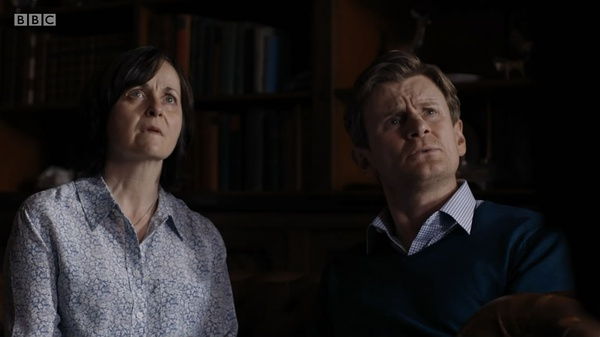 查尔斯·爱德华兹（右）